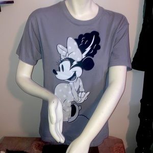 Disney Minnie mouse T-shirt gray size medium great condition